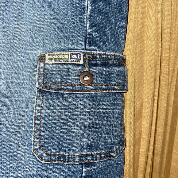 Vintage L.E.I. Cropped denim pants. Cargo ish - Picture 5 of 5